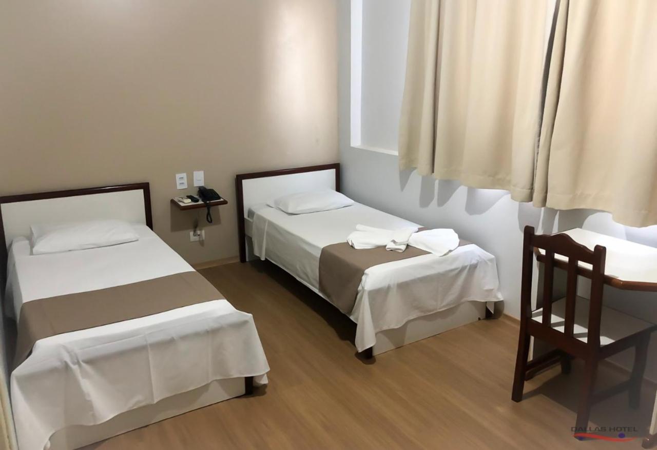 Dallas Hotel Palotina Kültér fotó